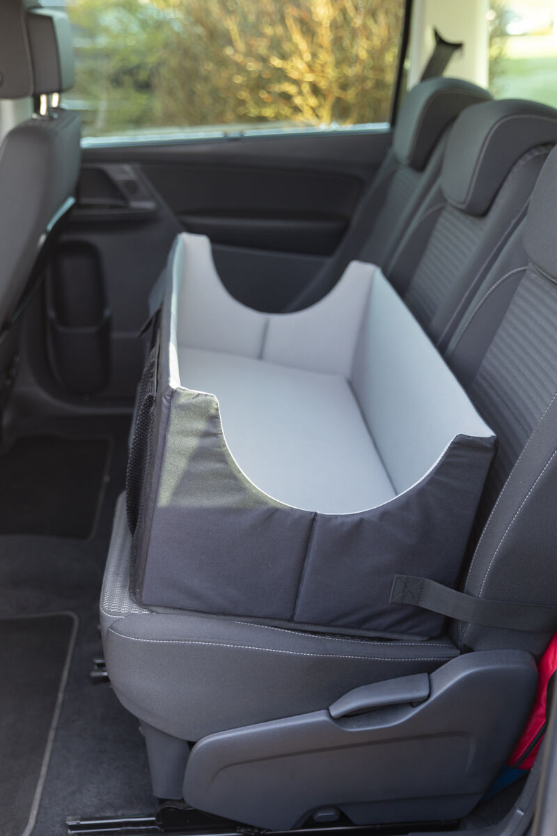 Siège de voiture, double, 80×28×39cm, noir/gris Siège de voiture, double, 80×28×39cm, noir/gris