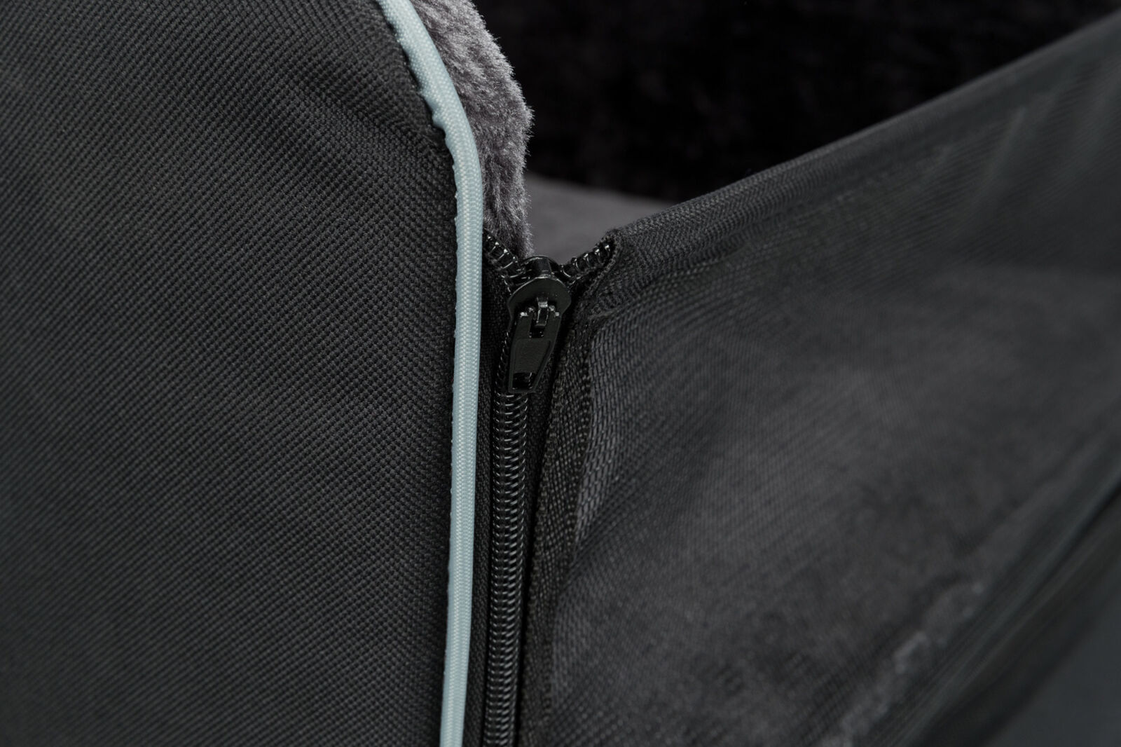 Siège de voiture p. pet.chien en nylon 45x39x38,5cm Siège de voiture p. pet.chien en nylon 45x39x38,5cm