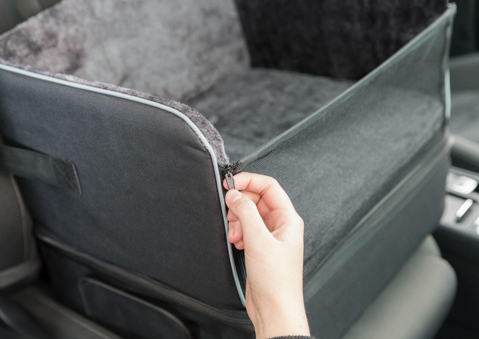 Siège de voiture p. pet.chien en nylon 45x39x38,5cm Siège de voiture p. pet.chien en nylon 45x39x38,5cm