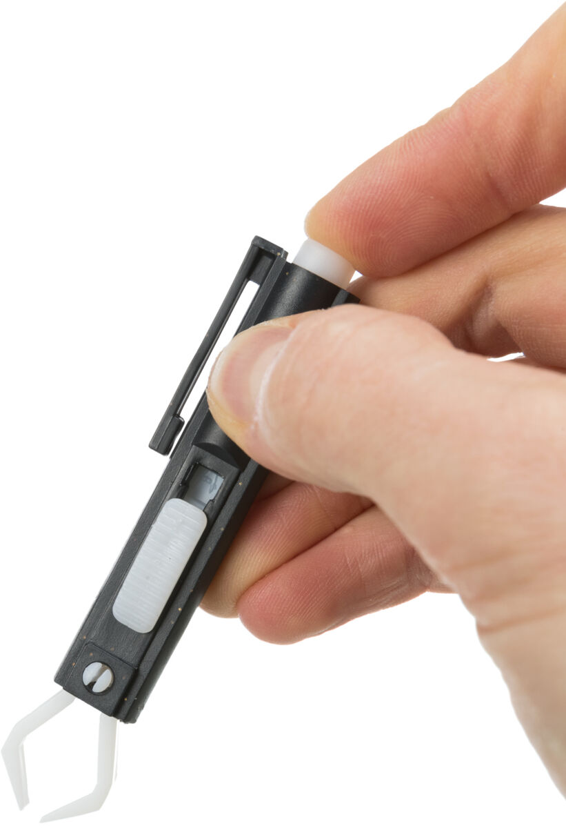 Pinces à tiques, en plastique 9.5cm Pinces à tiques, en plastique 9.5cm