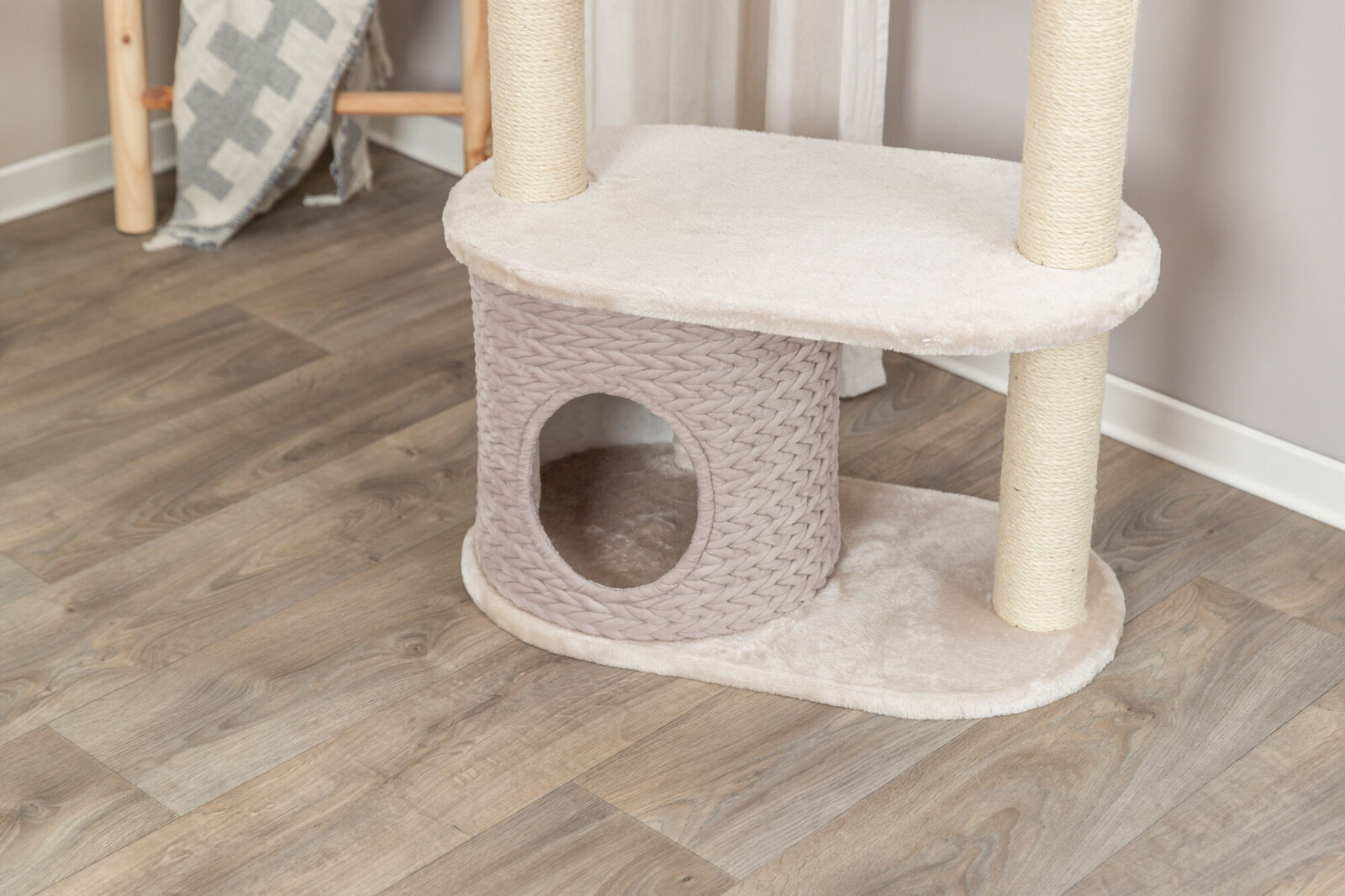 Arbre à chat Livia, 114 cm, gris clair/sable Arbre à chat Livia, 114 cm, gris clair/sable