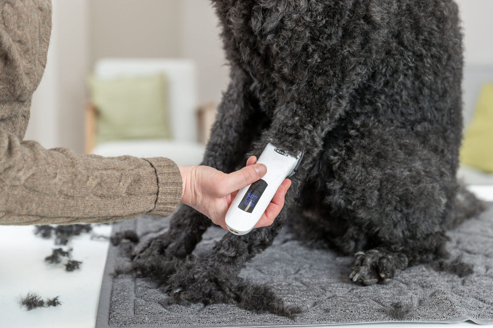 Kit de tondeuse sans fil TR1600, batterie, 10 W Kit de tondeuse sans fil TR1600, batterie, 10 W