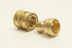 No Spill Snap Connecter